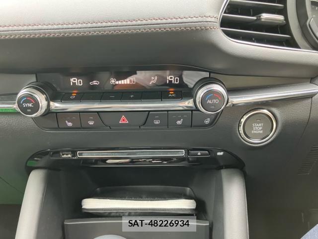 Mazda MAZDA3 2019-09 8413454-23