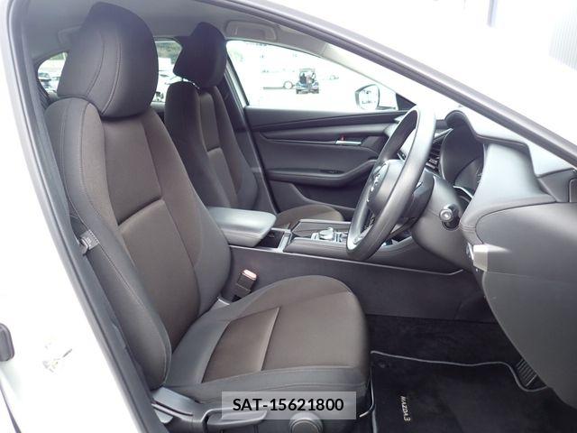 Mazda MAZDA3 2021-06 8485695-16