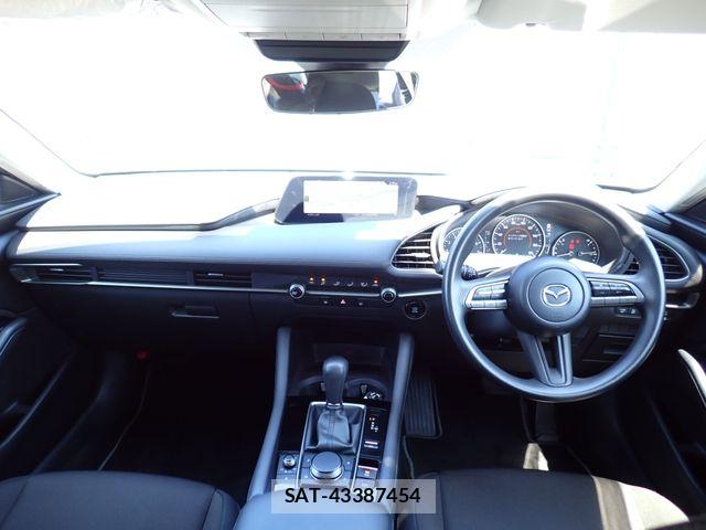 Mazda MAZDA3 2021-06 8485694-1