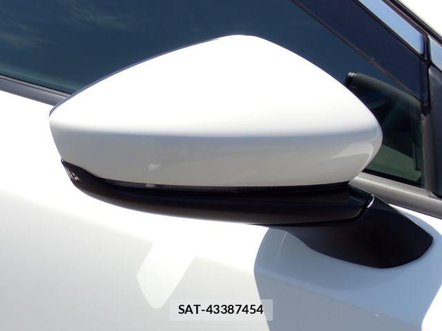 Mazda MAZDA3 2021-06 8485694-25