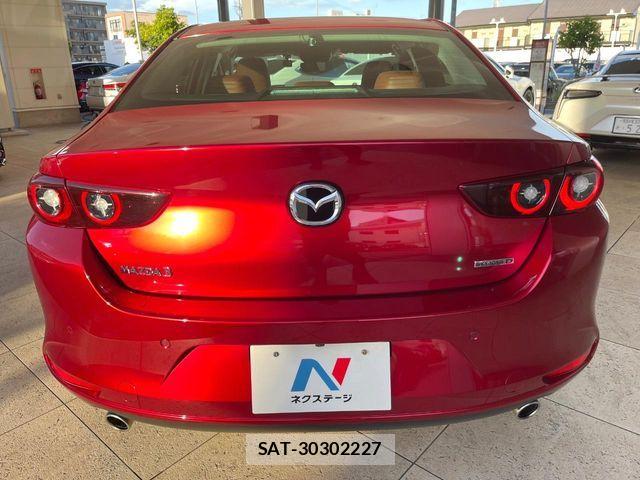 Mazda MAZDA3 2023-11 8525658-14