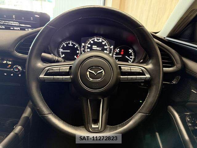 Mazda MAZDA3 2021-08 8562558-11
