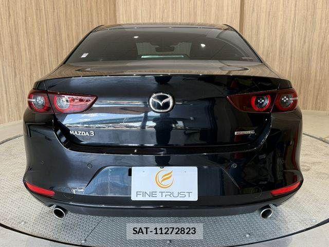 Mazda MAZDA3 2021-08 8562558-18