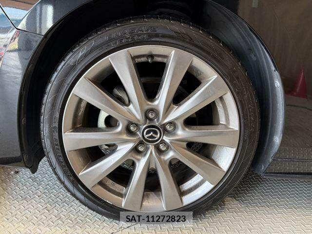 Mazda MAZDA3 2021-08 8562558-26
