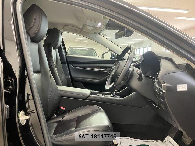 Mazda MAZDA3 2021-02 8627595-17