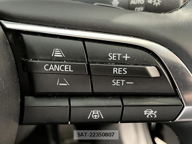 Mazda MAZDA3 2023-11 8627592-5