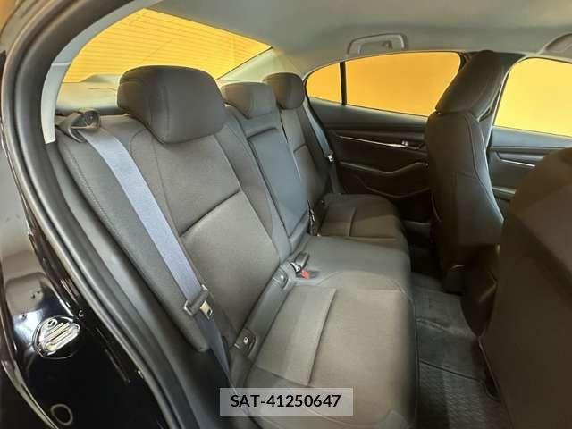 Mazda MAZDA3 2021-12 8627594-19