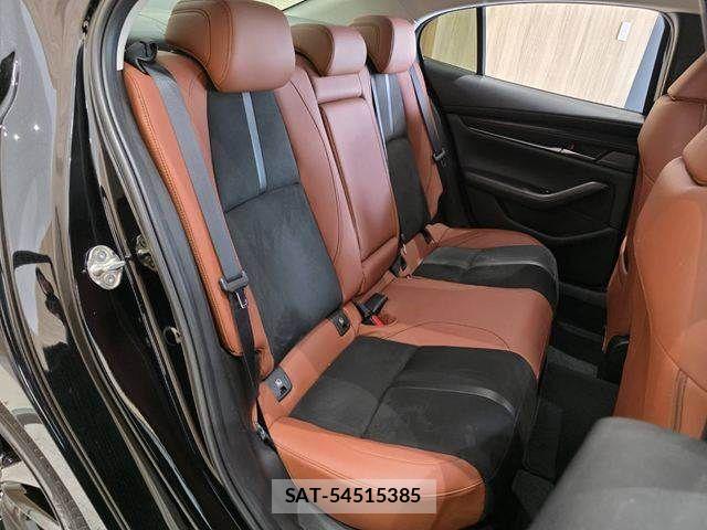 Mazda MAZDA3 2023-12 8627593-9