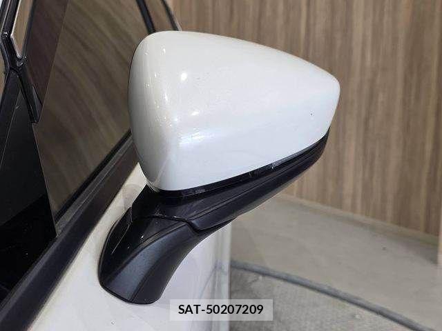 Mazda MAZDA3 2019-07 8627597-23