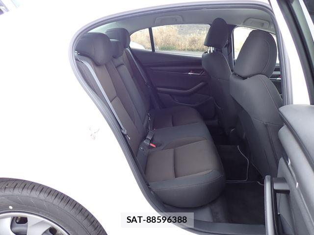 Mazda MAZDA3 2021-07 8666461-16