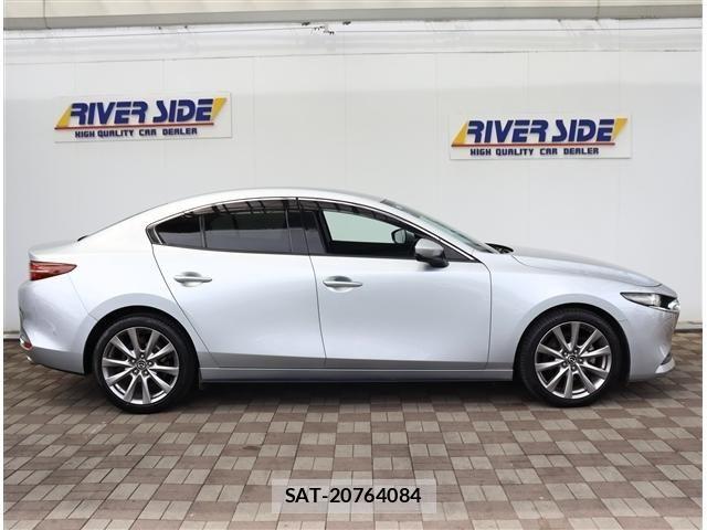 Mazda MAZDA3 2019-08 8660093-3