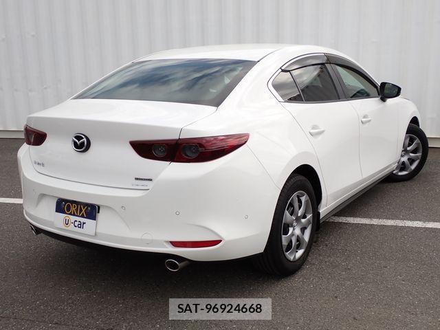 Mazda MAZDA3 2021-03 8666458-2