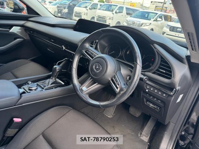 Mazda MAZDA3 2019-10 8660094-10