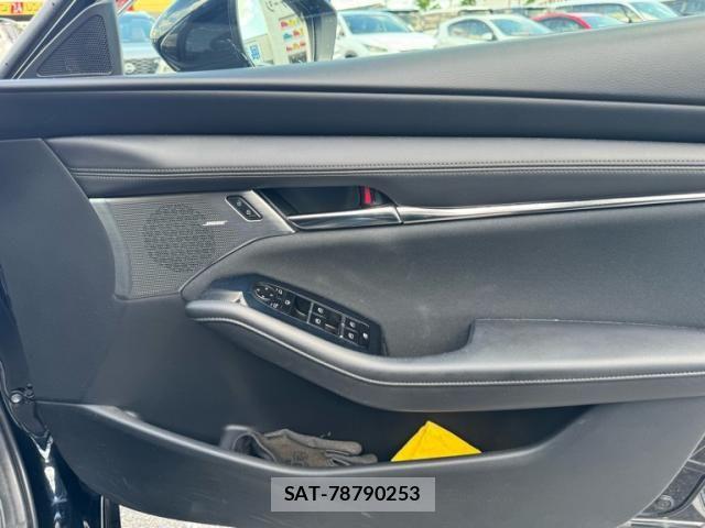 Mazda MAZDA3 2019-10 8660094-15