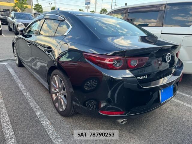 Mazda MAZDA3 2019-10 8660094-2