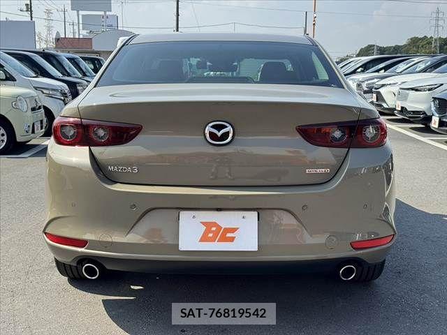 Mazda MAZDA3 2023-10 8666457-13