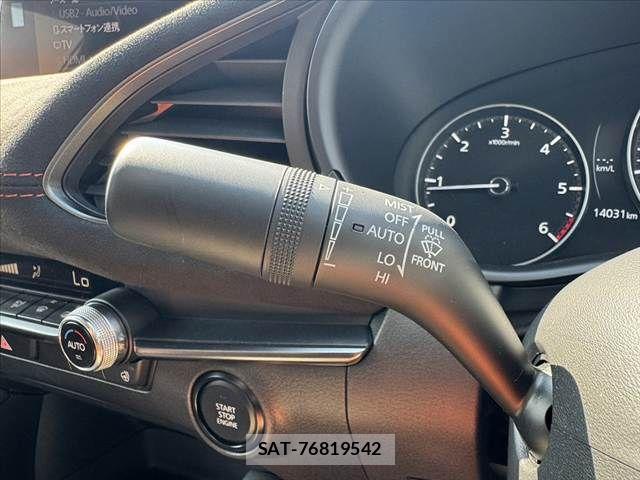 Mazda MAZDA3 2023-10 8666457-28