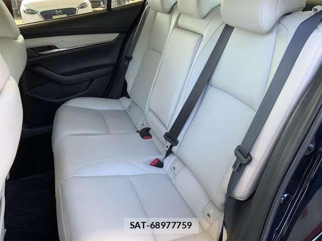 Mazda MAZDA3 2019-05 8685906-12
