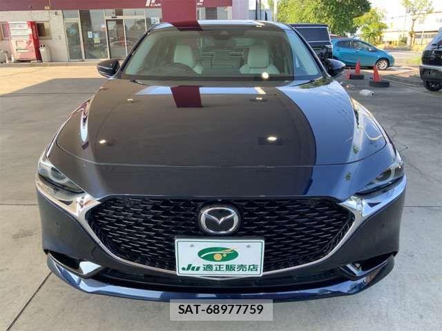 Mazda MAZDA3 2019-05 8685906-2