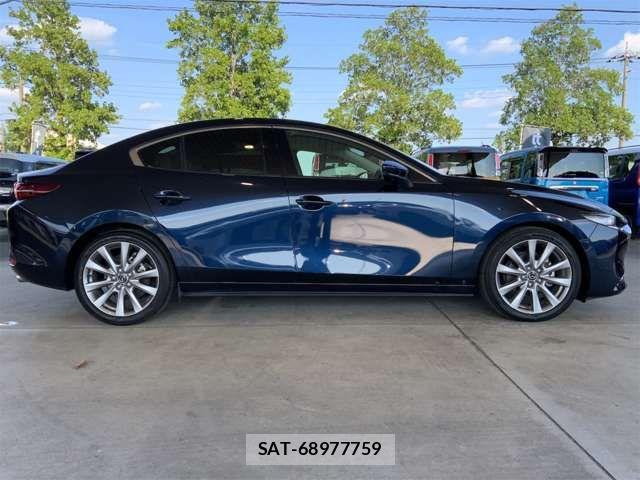 Mazda MAZDA3 2019-05 8685906-4