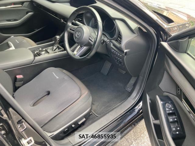 Mazda MAZDA3 2019-08 8743675-11