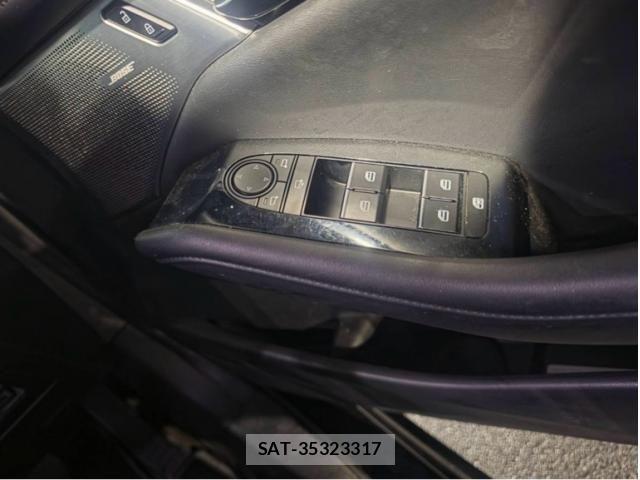 Mazda MAZDA3 2021-09 8743673-15
