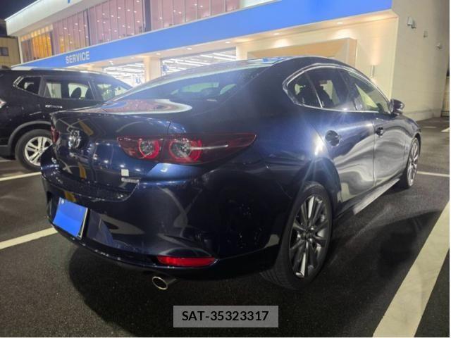 Mazda MAZDA3 2021-09 8743673-1