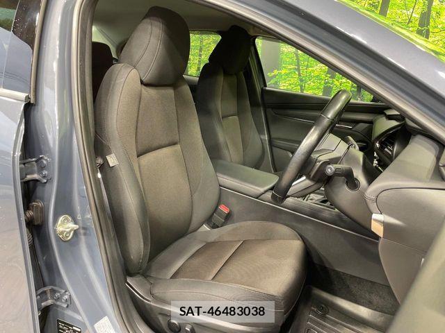 Mazda MAZDA3 2022-03 8796574-7