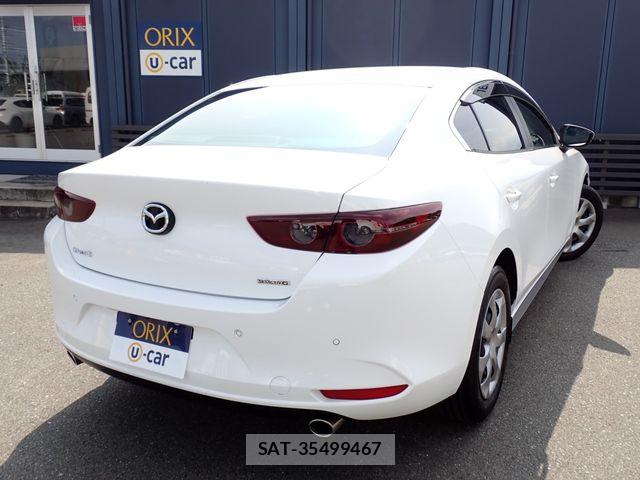 Mazda MAZDA3 2021-06 8830151-2