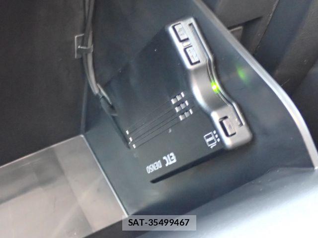 Mazda MAZDA3 2021-06 8830151-6
