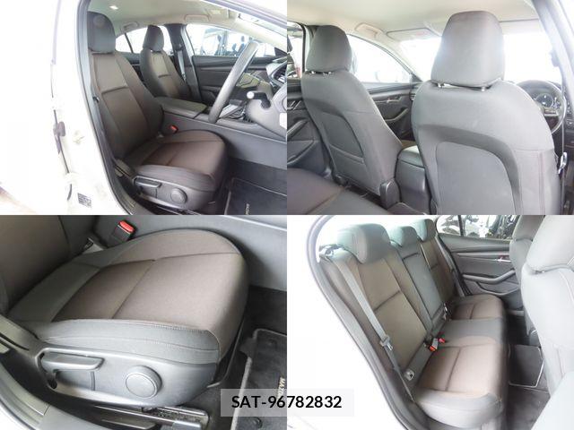Mazda MAZDA3 2021-03 8849717-11