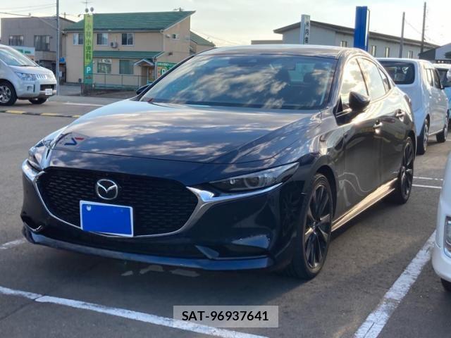 Mazda MAZDA3 2022-01 8871396-3