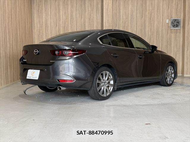 Mazda MAZDA3 2020-03 8880657-19