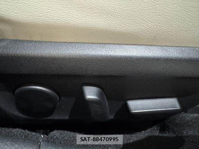 Mazda MAZDA3 2020-03 8880657-8