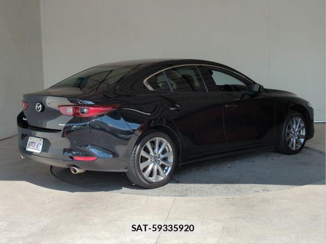 Mazda MAZDA3 2022-02 8880655-1
