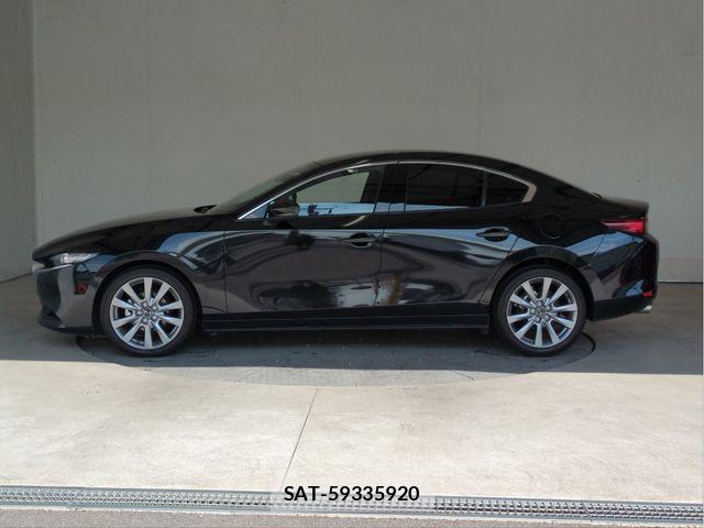 Mazda MAZDA3 2022-02 8880655-21