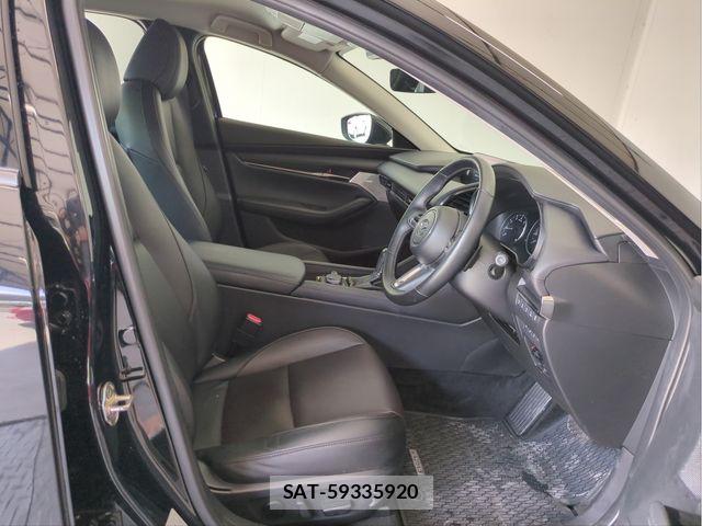 Mazda MAZDA3 2022-02 8880655-27