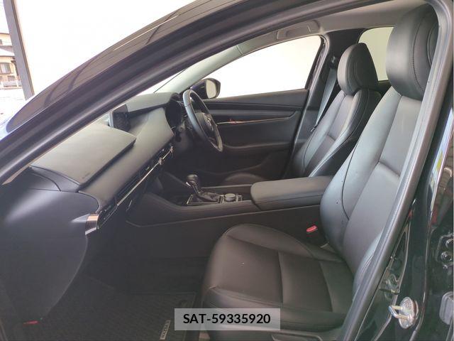 Mazda MAZDA3 2022-02 8880655-3