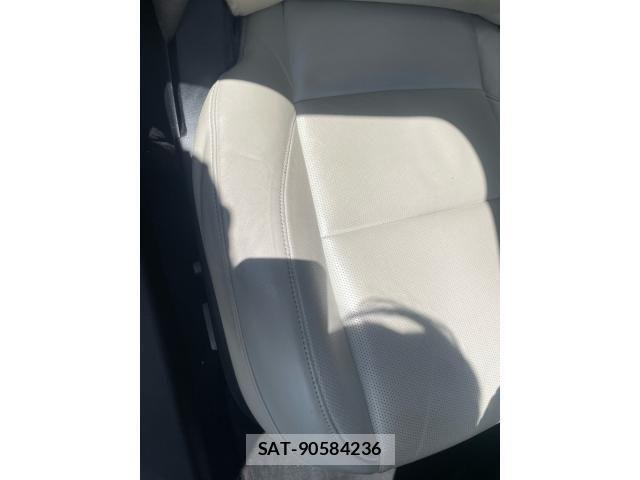 Mazda MAZDA3 2019-10 8883886-26