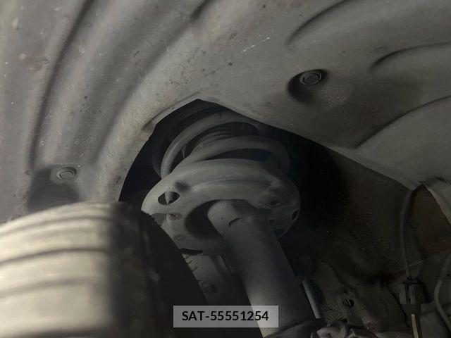 Mazda ATENZA 2019-06 6526618-18