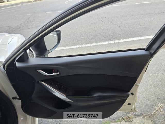 Mazda ATENZA 2014-04 6683856-27