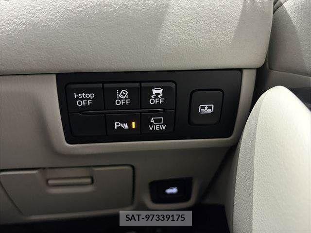 Mazda ATENZA 2018-10 6907990-8