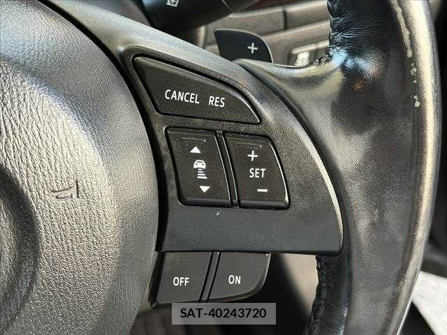 Mazda ATENZA 2013-07 6995360-4