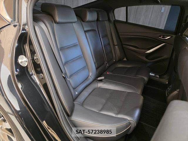 Mazda ATENZA 2017-09 7221302-10