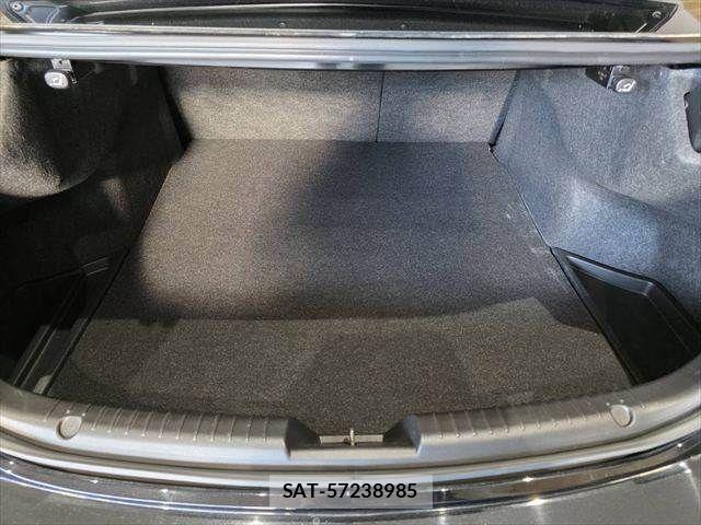 Mazda ATENZA 2017-09 7221302-11