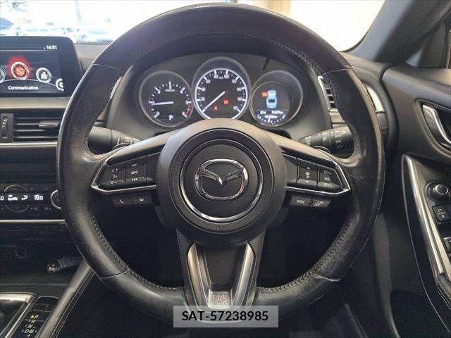 Mazda ATENZA 2017-09 7221302-12