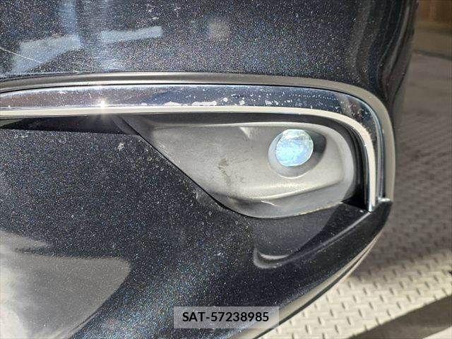 Mazda ATENZA 2017-09 7221302-14