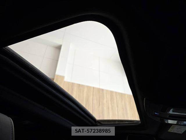 Mazda ATENZA 2017-09 7221302-7