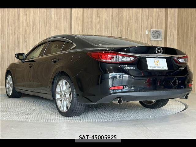 Mazda ATENZA 2015-04 7358620-21
