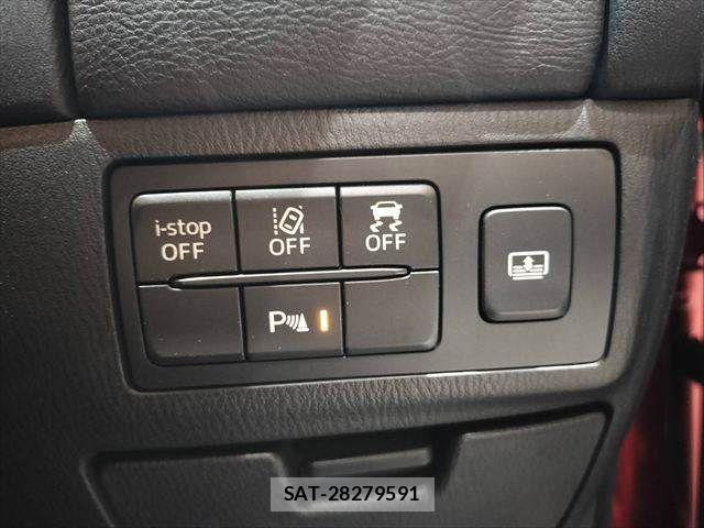 Mazda ATENZA 2017-09 7358619-3